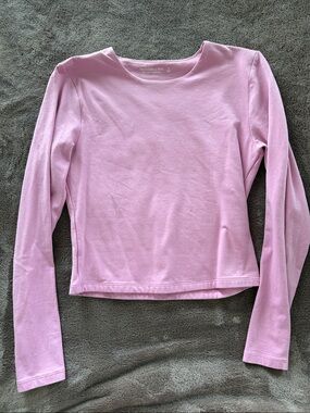 Abercrombie Light Pink Long Sleeve Crewneck Crop Top